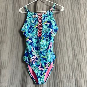 Lilly one piece size 6 EUC